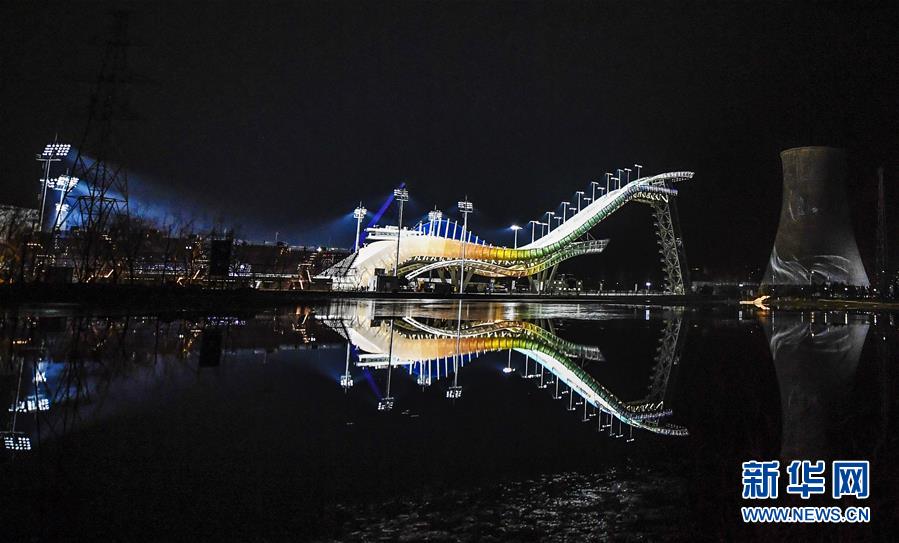 (新華全媒頭條·小康圓夢(mèng)·圖文互動(dòng))(5)恢宏史詩(shī)耀千秋——寫在中國(guó)共產(chǎn)黨帶領(lǐng)中國(guó)人民全面建成小康社會(huì)之際