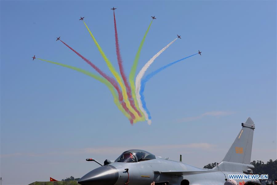 CHINA-GUANGDONG-ZHUHAI-AIRSHOW-RED EAGLE-PERFORMANCE(CN)