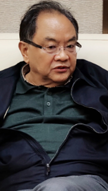 中央文史研究館館員、中國文聯(lián)原副主席、中國文藝評論家協(xié)會原主席、著名文藝評論家仲呈祥