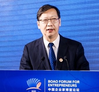 楊慶兵：食品行業(yè)在保障民生、維護(hù)社會穩(wěn)定方面發(fā)揮巨大作用