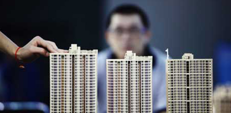 百公里內(nèi)，房價一邊暴漲一邊下跌