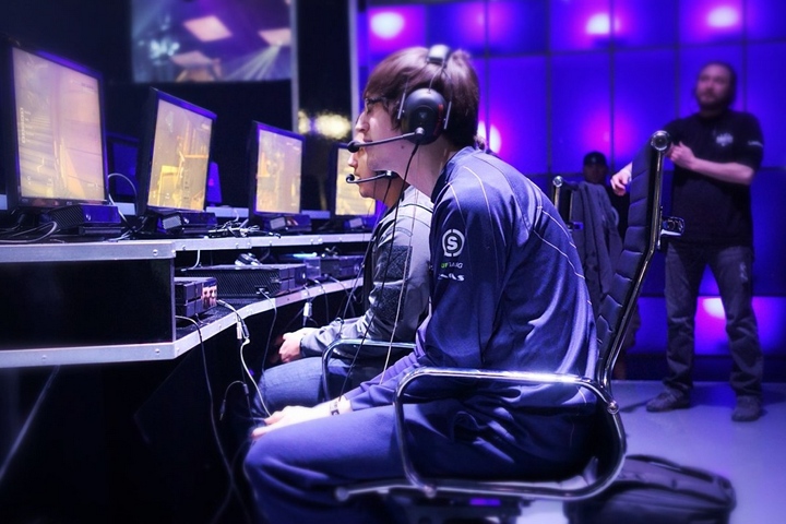 如何將&ldquo;電競(jìng)&rdquo;和&ldquo;健康&rdquo;畫(huà)上等號(hào)？