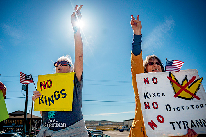 裂痕加深：被撕裂的美国社会