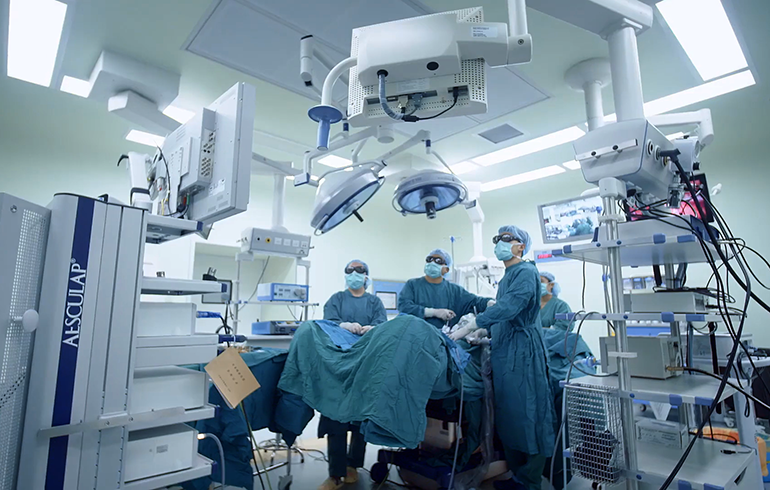 致敬偉大改革｜對(duì)話40年，講述身邊的健康故事（第八集）&mdash;&mdash;高端器械，除了制造更要?jiǎng)?chuàng)造