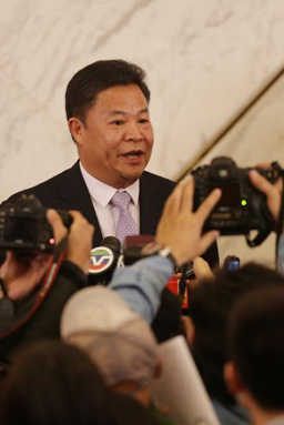 新聞，就是要搶！