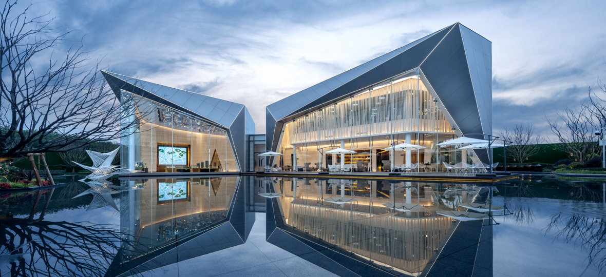 2019年是中國奧園發(fā)展史上一個重要里程碑，奮進新時代，筑夢新奧園。積極履行企業(yè)應承擔的社會責任，為客戶乃至社會&ldquo;構(gòu)筑健康生活&rdquo;。