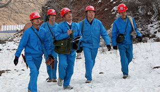 金牌工人竇鐵成：榮譽面前保持勞動者本色