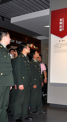 雷鋒文化團(tuán)隊