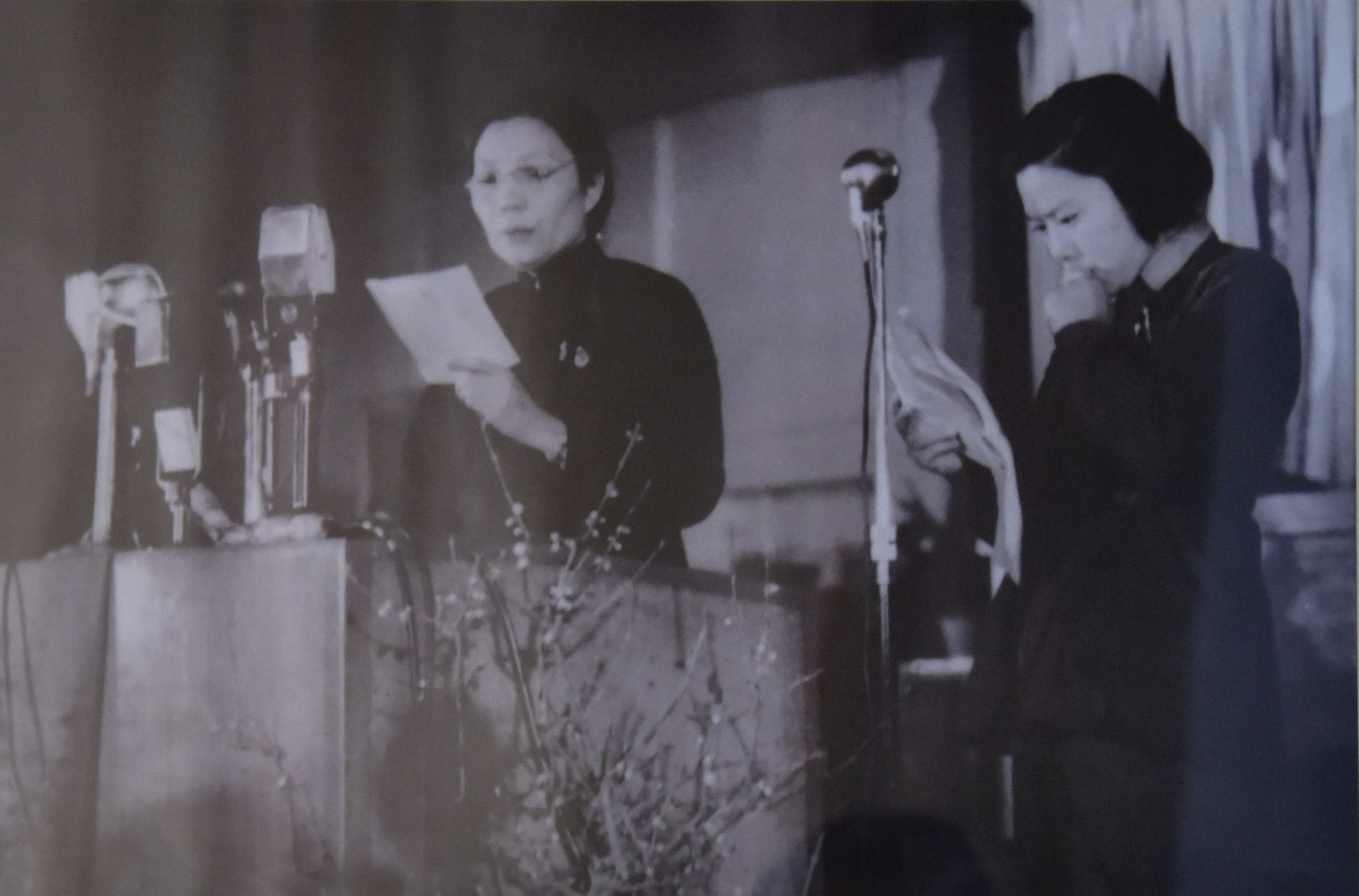 廣播無可借助，只能憑聲音抓住聽眾的注意力。你的聲音讓聽眾永遠(yuǎn)忘不了，這是播音員的本事，也是職責(zé)。