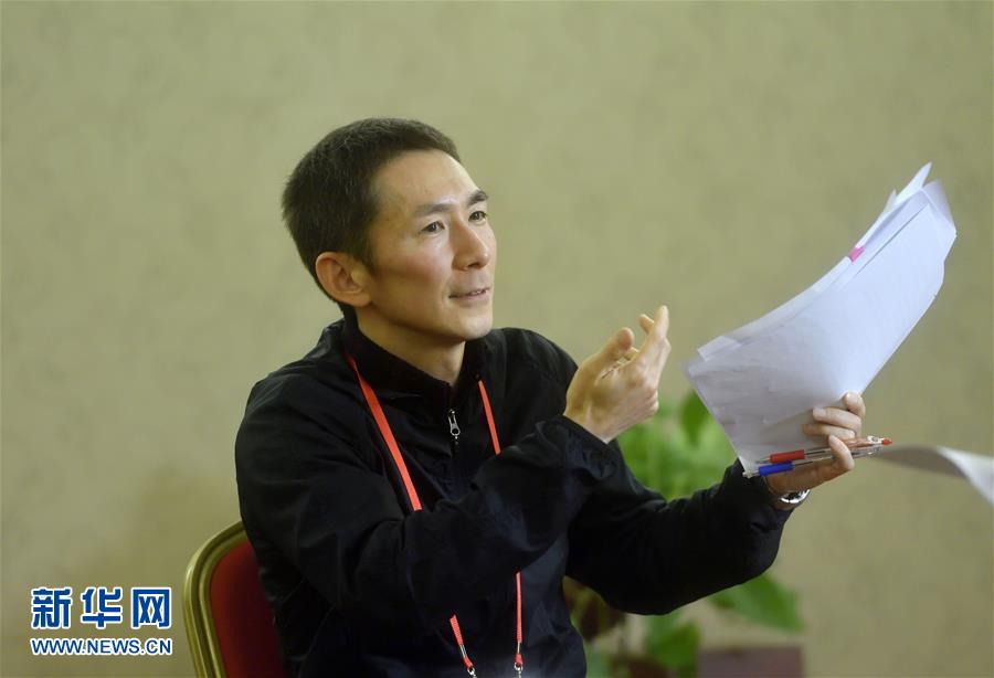 （圖文互動）（8）中國發(fā)展進(jìn)入新時(shí)代&mdash;&mdash;9名外籍語言專家眼中的十九大報(bào)告