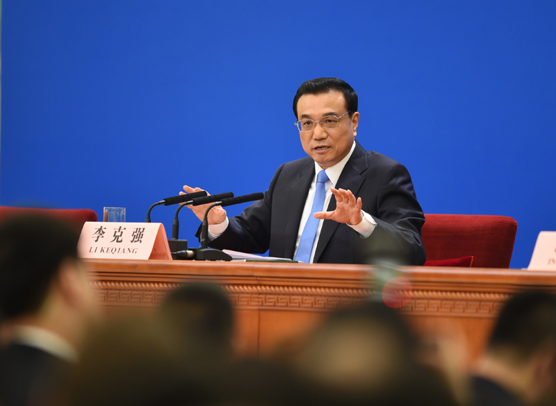 3月15日，國務(wù)院總理李克強在北京人民大會堂與中外記者見面，并回答記者提問。新華社記者 謝環(huán)馳 攝