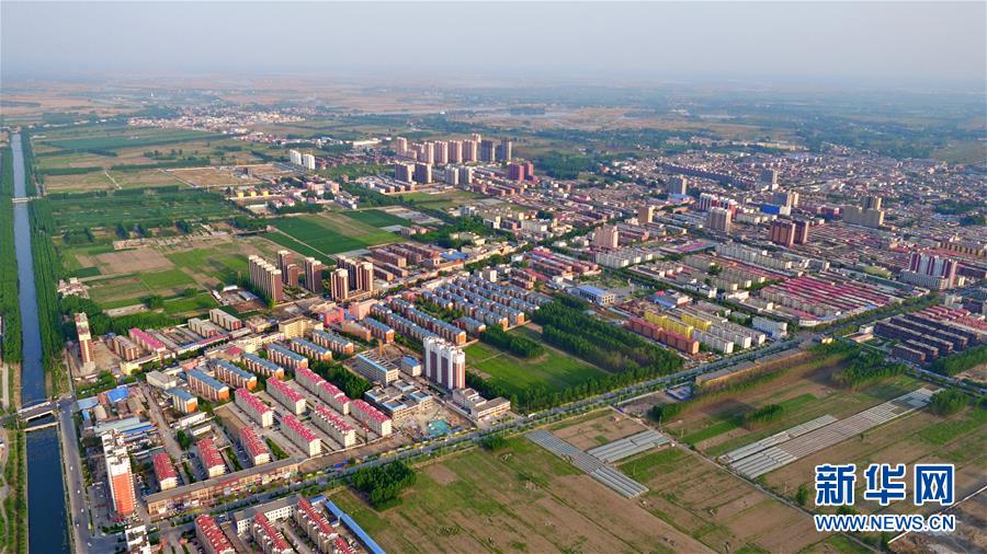 （新華全媒頭條&middot;圖文互動(dòng)）（2）開啟新征程　譜寫新史詩&mdash;&mdash;以習(xí)近平同志為核心的黨中央引領(lǐng)中國(guó)特色社會(huì)主義進(jìn)入新時(shí)代