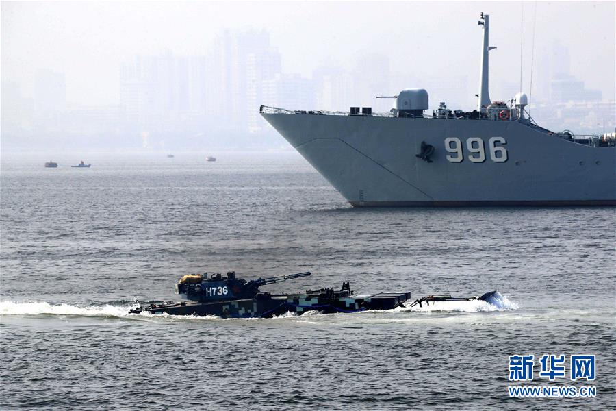 （新華全媒頭條&middot;圖文互動(dòng)）（7）備戰(zhàn)踏上新起點(diǎn)，練兵展現(xiàn)新氣象&mdash;&mdash;2018中國(guó)軍隊(duì)新年開(kāi)訓(xùn)全景大掃描