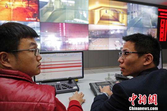 寒潮來襲上海加大對(duì)流浪、乞討等人員救助力度