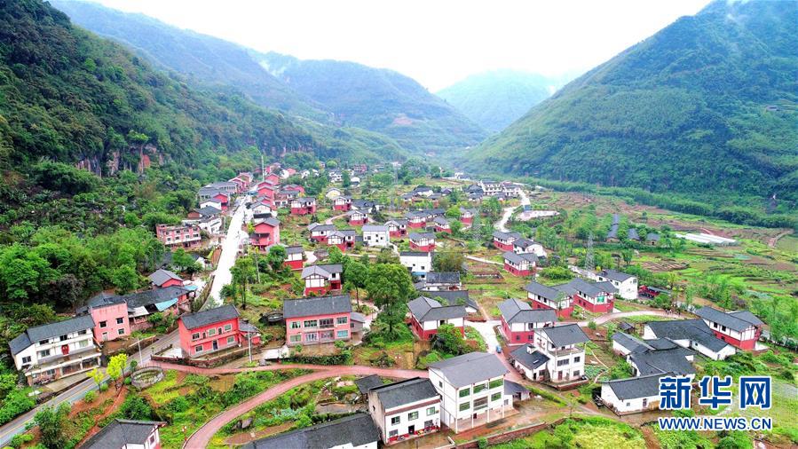 （新華全媒頭條&middot;圖文互動(dòng)）（4）赤水：別了，貧困！