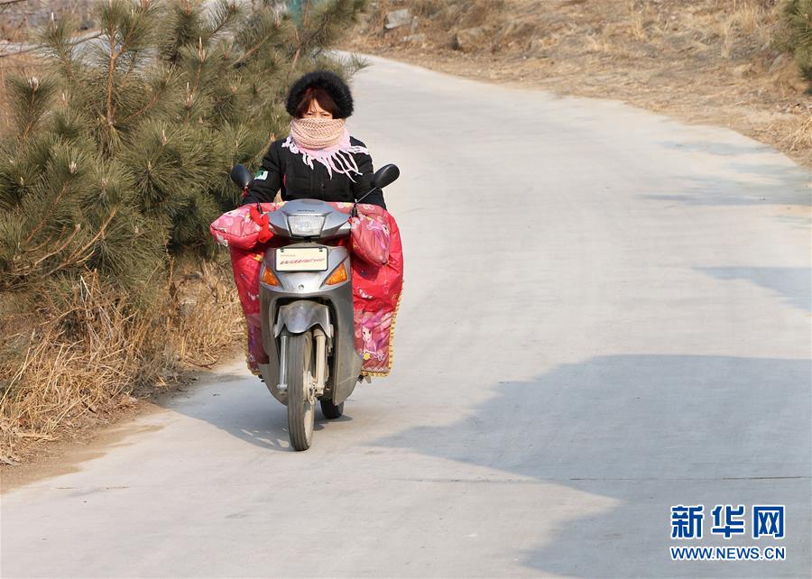 (在習(xí)近平新時(shí)代中國(guó)特色社會(huì)主義思想指引下——新時(shí)代新氣象新作為·四好農(nóng)村路·圖文互動(dòng))(2)路通 民富 心齊——農(nóng)村道路升級(jí)激發(fā)基層向心力