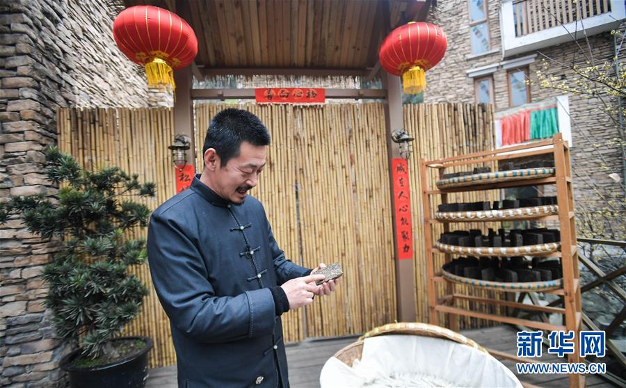 (新媒體專線)(5)我們對美好生活更加充滿信心——習(xí)近平總書記春節(jié)前夕赴四川看望慰問回訪記