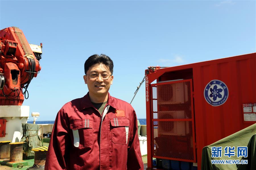 （圖文互動）（2）專訪：海山如此多嬌，然而我們研究太少！&mdash;&mdash;訪&ldquo;科學&rdquo;號麥哲倫海山科考航次首席科學家徐奎棟