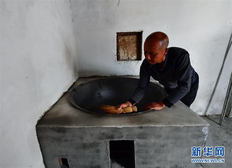 (走基層 聽民聲)(4)貧困戶王萬才的“詩意”脫貧路