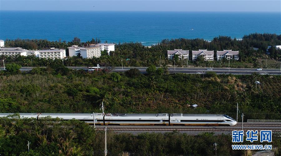 （新華全媒頭條&middot;潮起海之南&middot;圖文互動(dòng)）（9）春潮拍岸千帆進(jìn)&mdash;&mdash;海南特區(qū)改革開放30年紀(jì)實(shí)