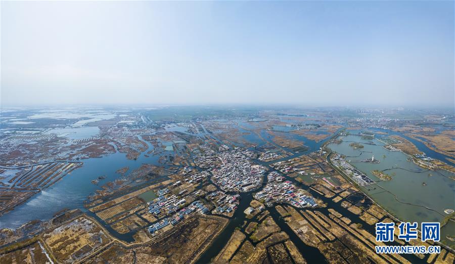 (新華全媒頭條·圖文互動)(3)奮進新時代 建設(shè)雄安城——以習(xí)近平同志為核心的黨中央謀劃指導(dǎo)《河北雄安新區(qū)規(guī)劃綱要》編制紀實