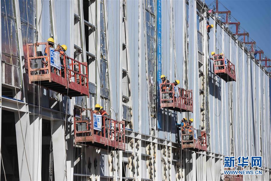 (新華全媒頭條·圖文互動)(4)奮進新時代 建設(shè)雄安城——以習(xí)近平同志為核心的黨中央謀劃指導(dǎo)《河北雄安新區(qū)規(guī)劃綱要》編制紀實