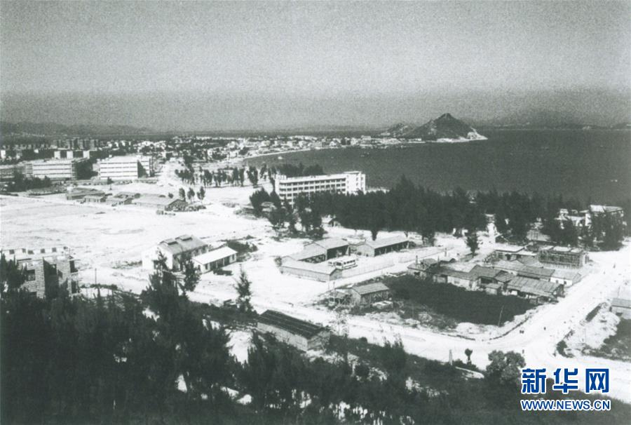 (新華全媒頭條·壯闊東方潮 奮進(jìn)新時代——慶祝改革開放40年·圖文互動)(2)從追趕時代到引領(lǐng)時代——從深圳發(fā)展奇跡看中國改革開放40年