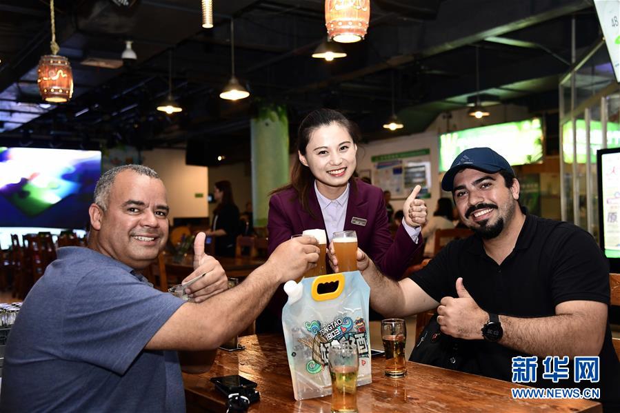 (新華全媒頭條·圖文互動(dòng))(9)百年老城詮釋時(shí)代內(nèi)涵 別樣青島擁抱上合峰會(huì)