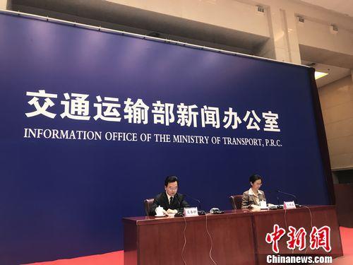 交通運(yùn)輸部:將網(wǎng)約車(chē)納入出租車(chē)服務(wù)質(zhì)量信譽(yù)考核體系