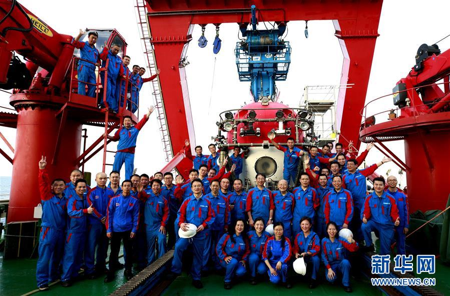 (圖文互動(dòng))(1)我國“南海深部計(jì)劃”西沙深潛航次在南海獲得重要發(fā)現(xiàn)