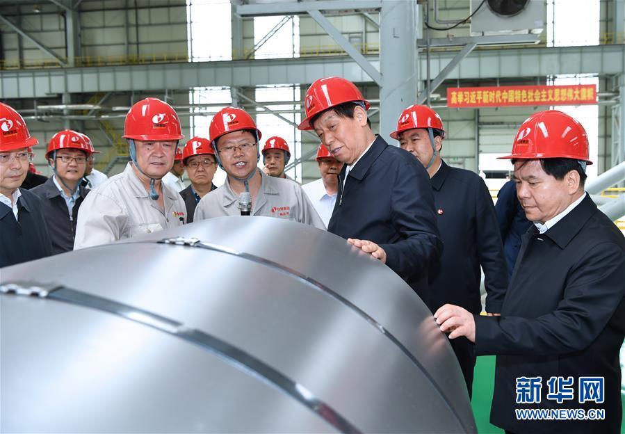 (時(shí)政)(1)栗戰(zhàn)書(shū)在內(nèi)蒙古檢查大氣污染防治法實(shí)施情況