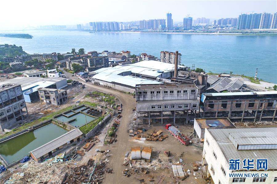 （大江奔流&mdash;&mdash;來自長江經(jīng)濟(jì)帶的報(bào)道&middot;新華全媒頭條&middot;圖文互動(dòng)）（5）擘畫新時(shí)代中國發(fā)展新坐標(biāo)&mdash;&mdash;深入推動(dòng)長江經(jīng)濟(jì)帶發(fā)展述評