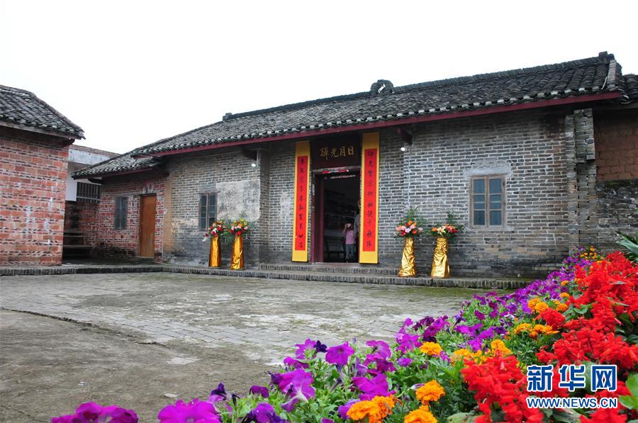 (為了民族復(fù)興·英雄烈士譜·圖文互動)譚壽林:殺頭當(dāng)作風(fēng)吹帽 坐監(jiān)也要闖上天