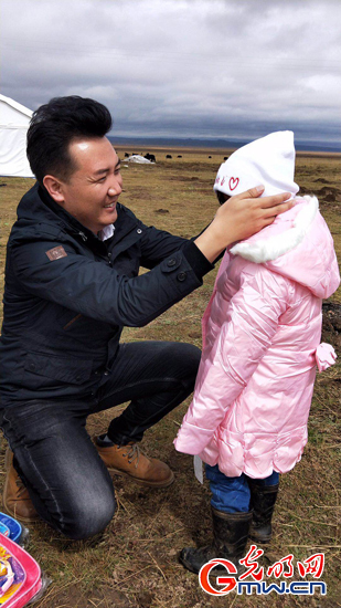 【脫貧攻堅在行動】打通致富路，牧民笑開顏&mdash;&mdash;青海省澤庫縣&ldquo;第一書記&rdquo;張文杰扶貧故事