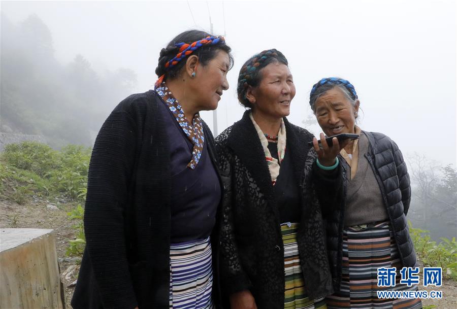 （圖文互動）（7）特寫：&ldquo;八一&rdquo;禮物，飛向云端哨所