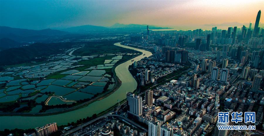 （新華全媒頭條&middot;圖文互動）（13）開創(chuàng)融合新格局　探索發(fā)展新路徑&mdash;&mdash;推進粵港澳大灣區(qū)建設一年間