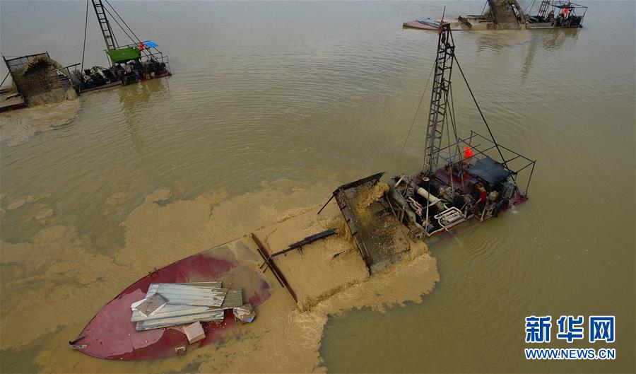 （新華視點(diǎn)&middot;圖文互動）（2）小作坊&ldquo;游擊&rdquo;盜采、查處窩點(diǎn)&ldquo;死灰復(fù)燃&rdquo;，海南非法采砂緣何難止？