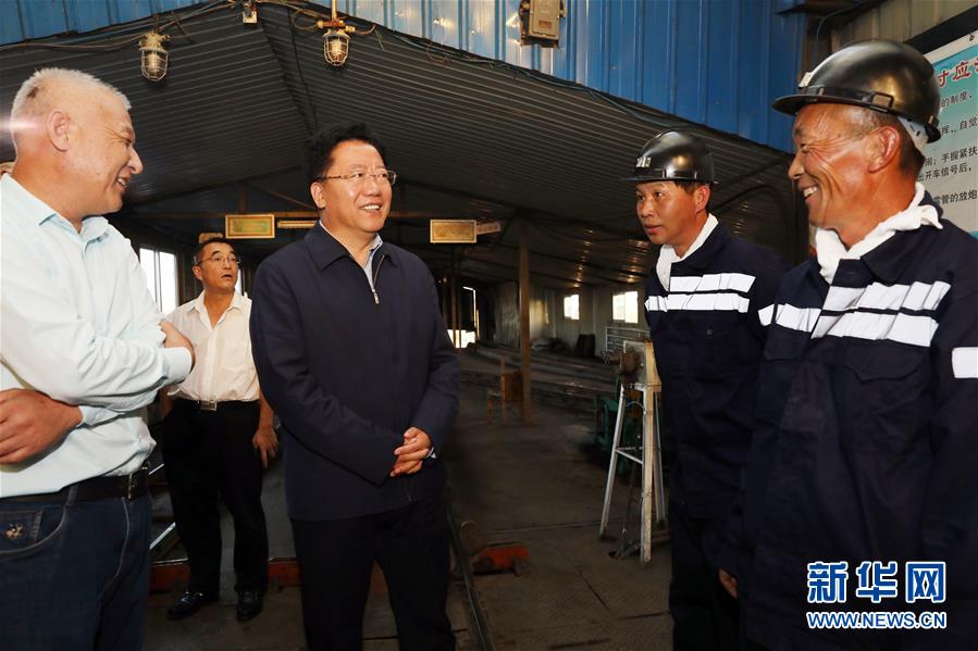 （新時(shí)代擔(dān)當(dāng)作為典型風(fēng)采&middot;圖文互動(dòng)）（2）李士偉：以實(shí)干擔(dān)當(dāng) 向難題沖鋒