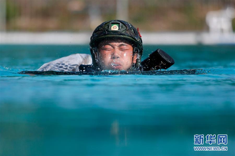 (圖文互動)(4)一切為了實(shí)戰(zhàn)——武警部隊(duì)“巔峰”特戰(zhàn)比武競賽現(xiàn)場見聞