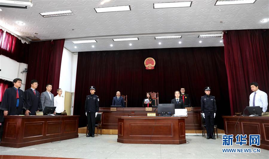 （新華全媒頭條&middot;圖文互動）（6）致敬英烈 捍衛(wèi)榮光&mdash;&mdash;寫在英雄烈士保護法實施后首個烈士紀念日