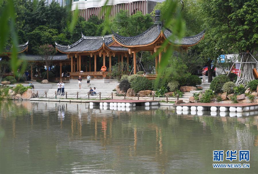 （新華全媒頭條&middot;圖文互動）（4）為祖國驕傲，祝福偉大祖國！&mdash;&mdash;國慶漫記