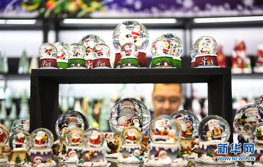 (新華全媒頭條·圖文互動(dòng))(5)從廣交會(huì)到進(jìn)博會(huì)——中國(guó)對(duì)外開放再譜新樂章