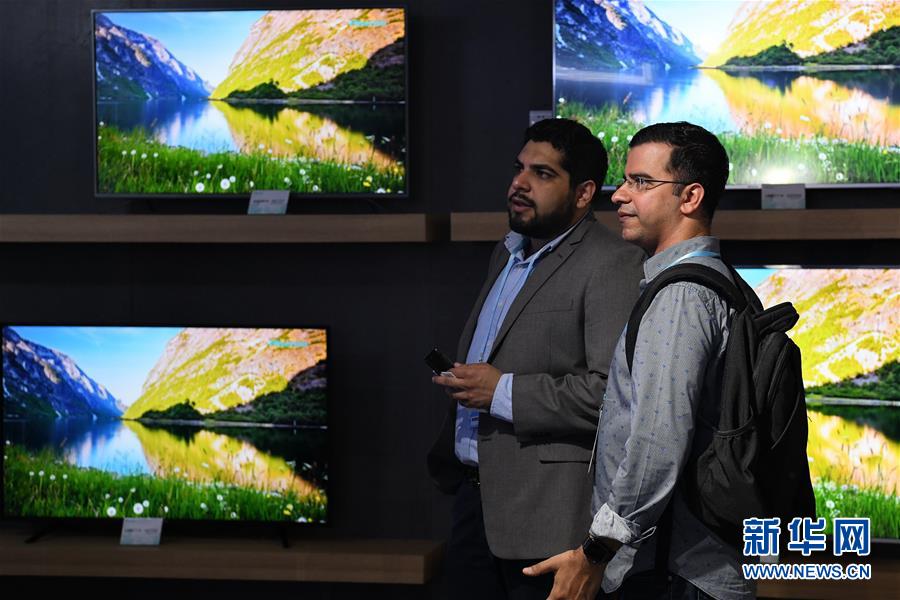 (新華全媒頭條·圖文互動(dòng))(8)從廣交會(huì)到進(jìn)博會(huì)——中國(guó)對(duì)外開放再譜新樂章