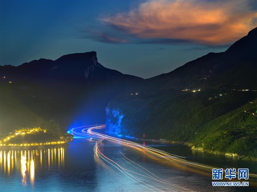 (百城百縣百企調(diào)研行·圖文互動)(6)建設(shè)長江綠色走廊再譜新章——長江三峽集團(tuán)發(fā)展紀(jì)實(shí)