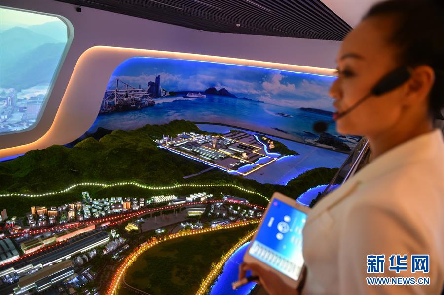 (在習(xí)近平新時代中國特色社會主義思想指引下·慶祝改革開放40周年·綠色發(fā)展)(新華全媒頭條·圖文互動)(1)綠色發(fā)展:書寫在中國大地上的美麗畫卷