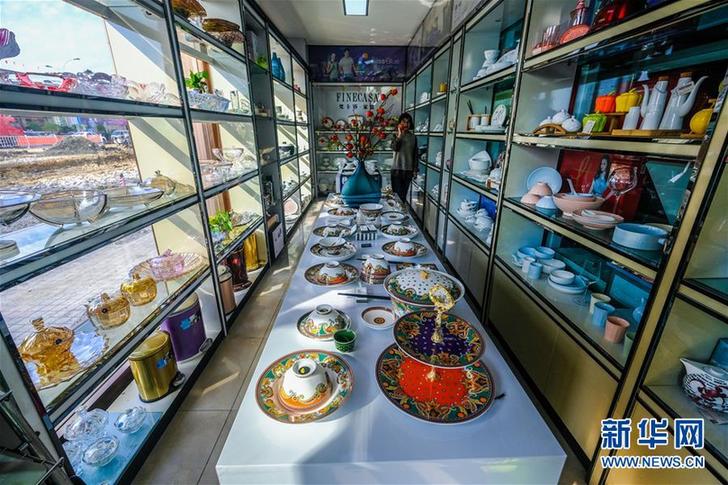 （慶祝改革開放40周年基層行&middot;鄉(xiāng)鎮(zhèn)篇&middot;圖文互動(dòng)）（3）&ldquo;中國第一座農(nóng)民城&rdquo;溫州龍港正向現(xiàn)代化新生城市跨越