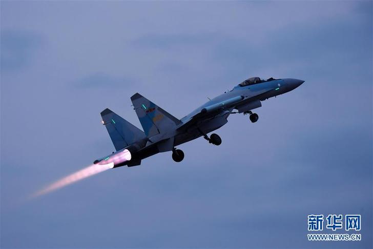 （圖文互動）（2）&ldquo;南疆利劍&rdquo;守衛(wèi)壯美空天&mdash;&mdash;空軍航空兵某旅矢志改革強軍記事