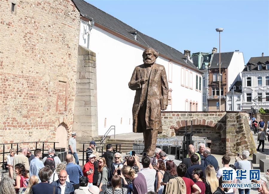 （新華全媒頭條&middot;圖文互動）（14）關鍵抉擇，必由之路&mdash;&mdash;獻給中國改革開放40周年