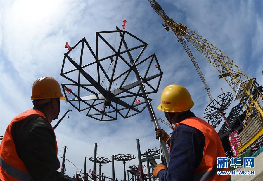 （新華全媒頭條&middot;圖文互動）（2）領航！向著高質量發(fā)展堅定前行&mdash;&mdash;以習近平同志為核心的黨中央引領中國經(jīng)濟發(fā)展述評