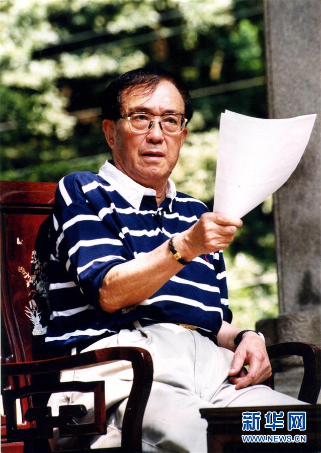 (改革先鋒風采·圖文互動)(1)謝晉:用一幀幀電影膠片喚來“破冰”的春天